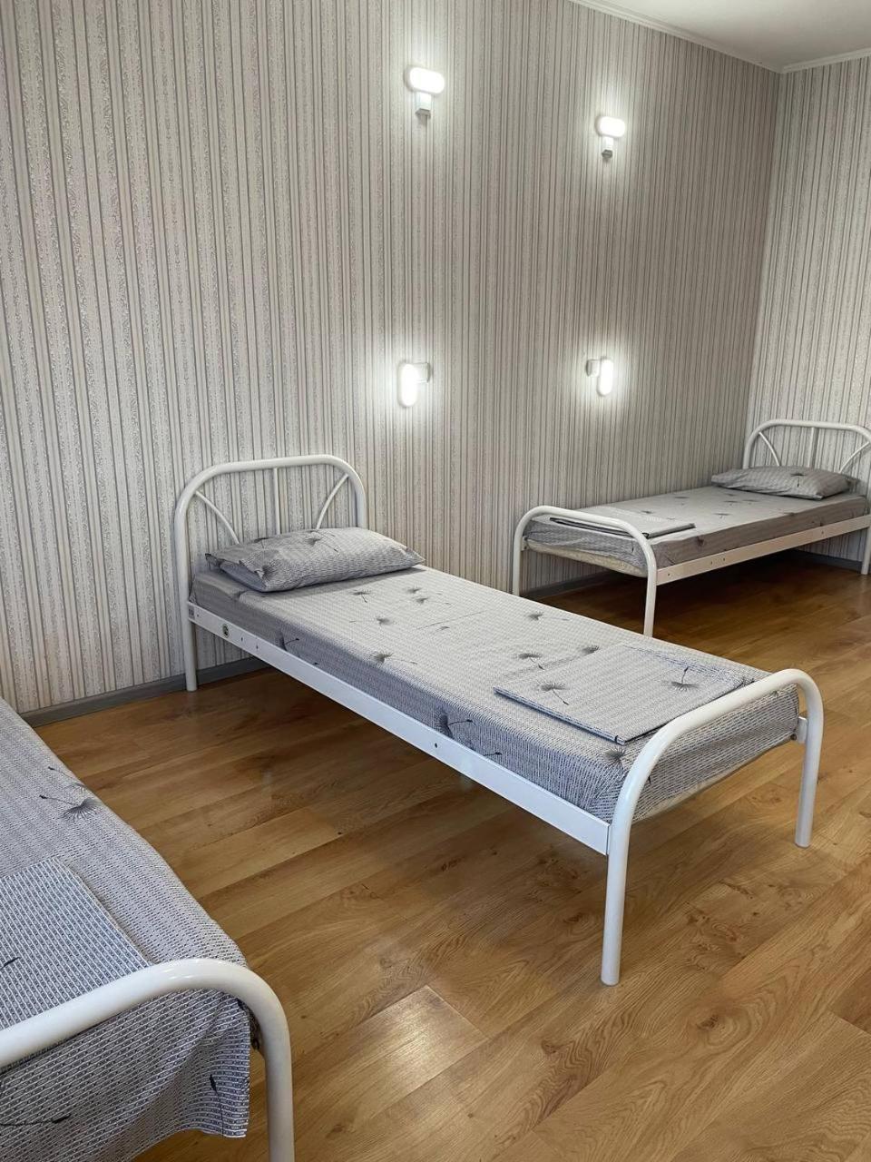 Vip Hostel Mukacheve Exterior photo
